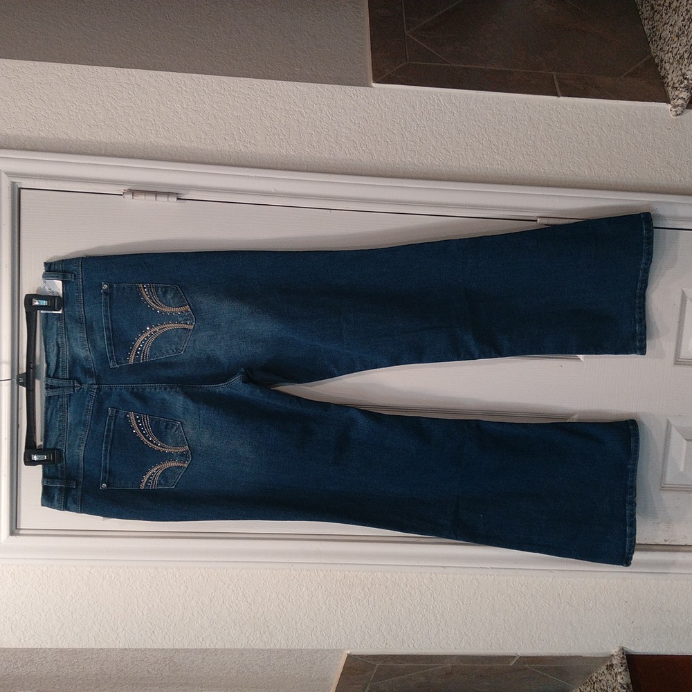 Curve Appeal High Rise Flare Classic Blue Jeans Women's Sz 14/30 NWT Comfy, Y2K - Picture 10 of 14